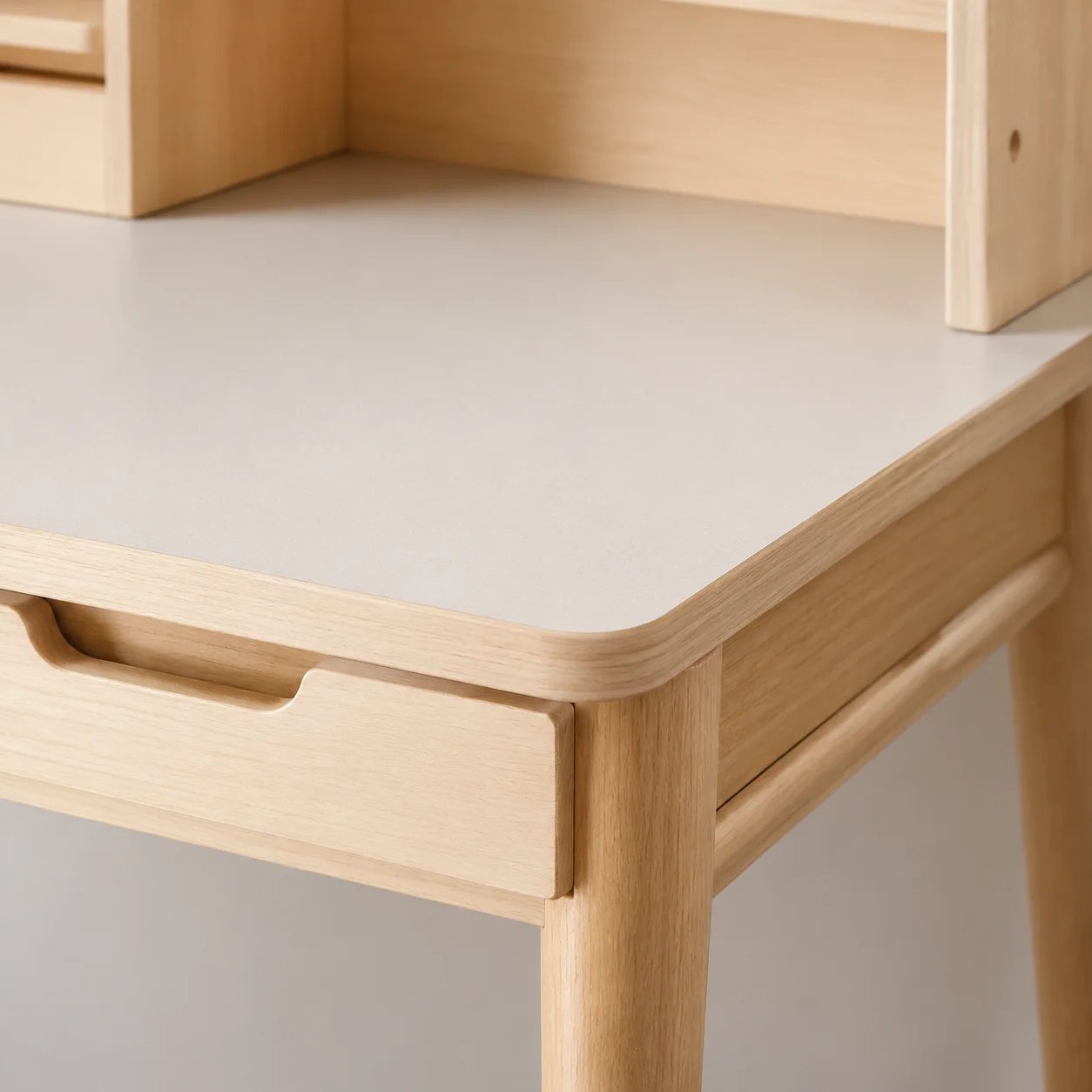 Sovaeli Kids Study Desk with Hutch - Image 2